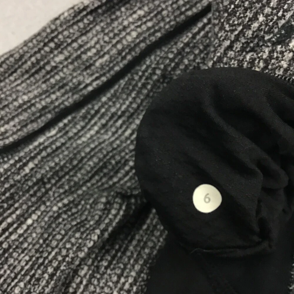 Lululemon Sweater Women 6 Black Long Sleeve Crew Seamless Running Zip Pocket